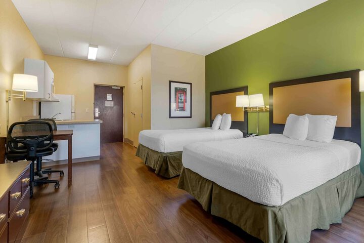 Room 28 of 29