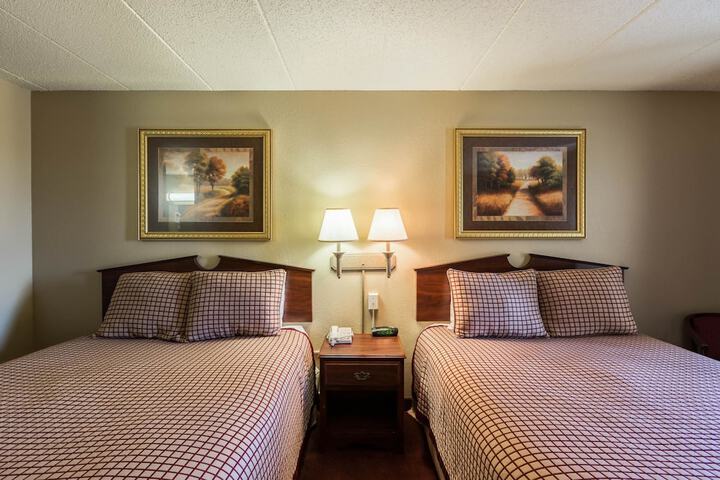 Room 14 of 37