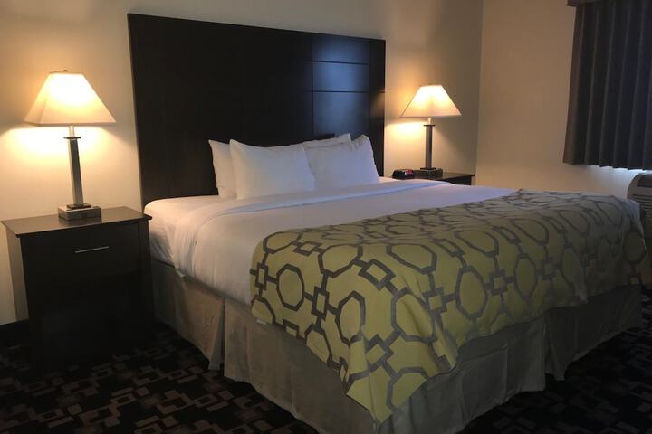 Baymont by Wyndham Bloomington MSP Airport