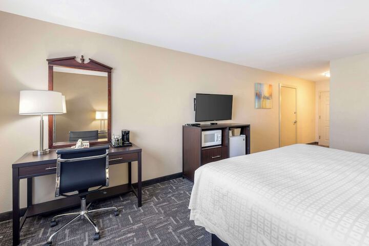 Best Western Post Inn