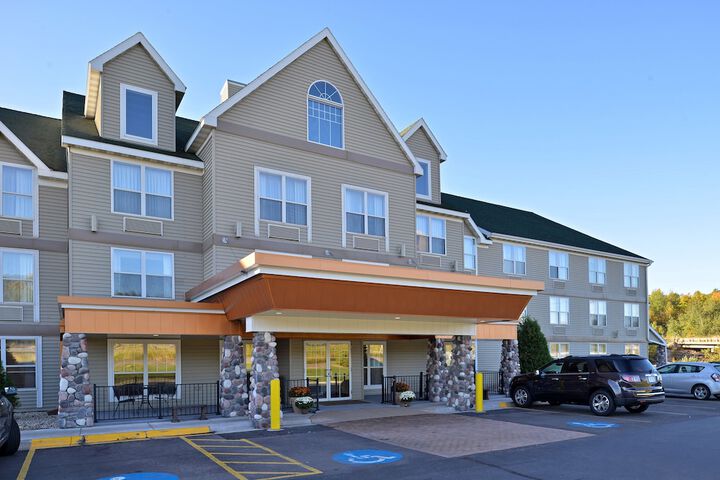 Sleep Inn & Suites near Spirit Mountain