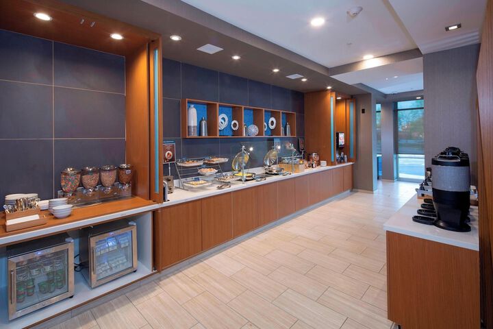 SpringHill Suites by Marriott Newark Downtown