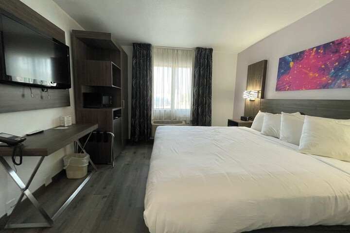 Room 26 of 44