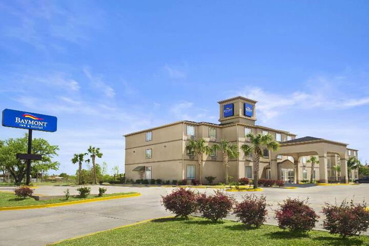 Sleep Inn & Suites