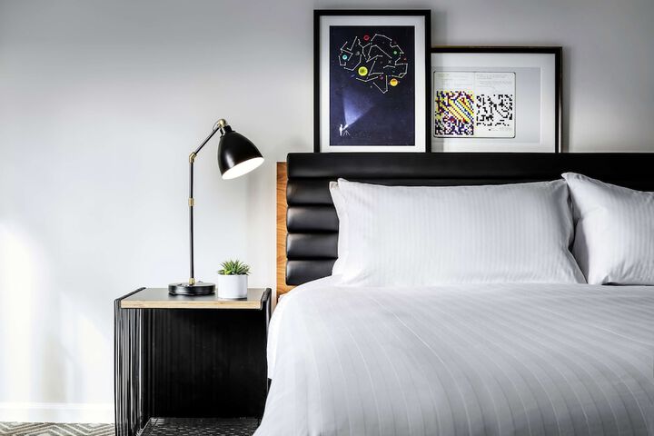 Room 27 of 56