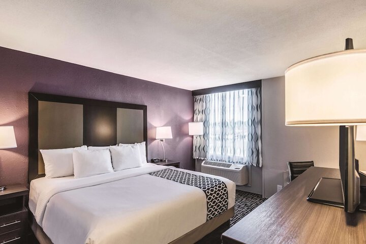 Room 20 of 36