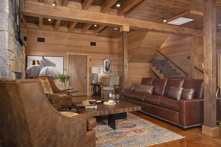 The Mountain Top Inn & Resort