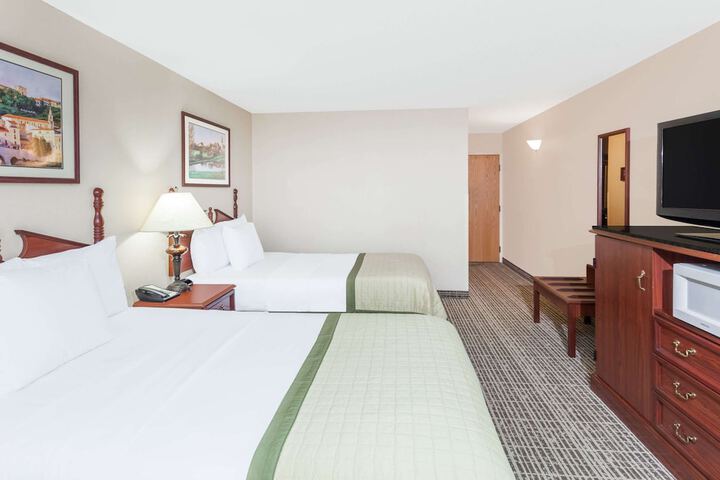 Room 21 of 39