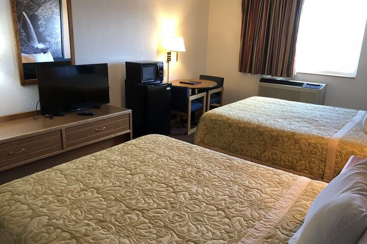 Room 44 of 68