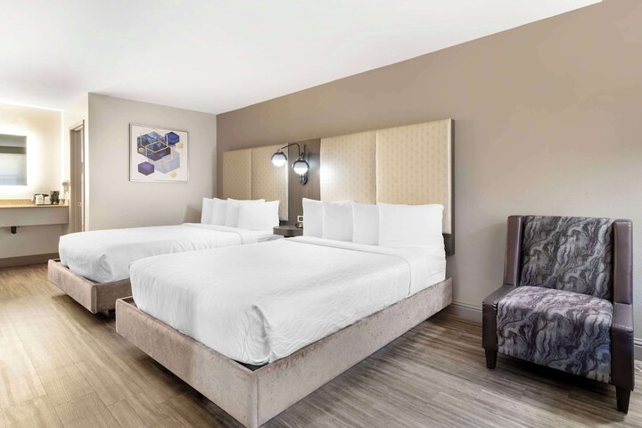 Best Western Marina State Beach