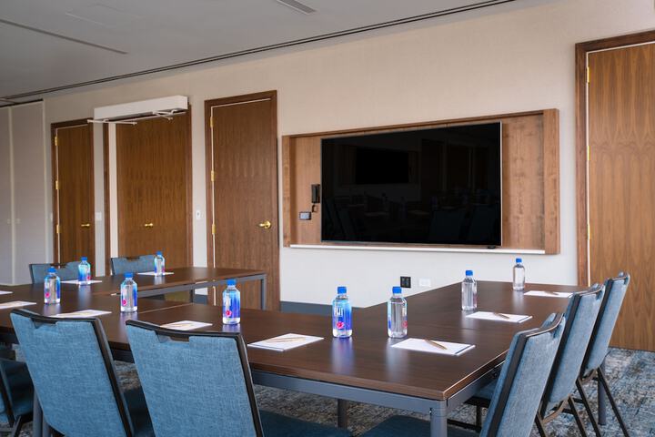 Meeting 33 of 43