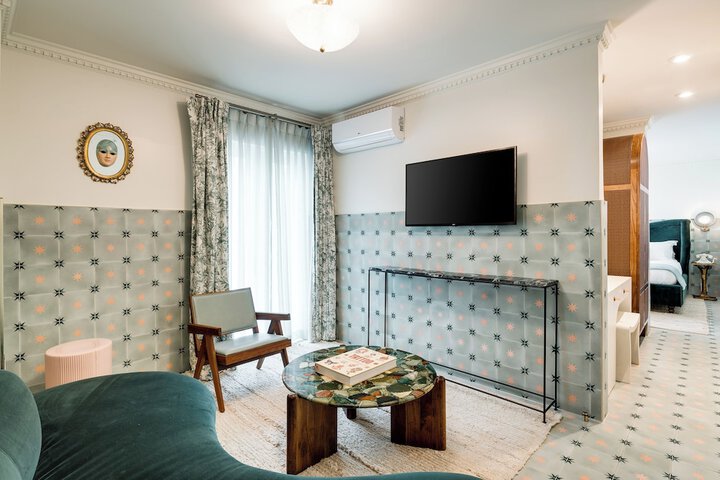 Room 57 of 116