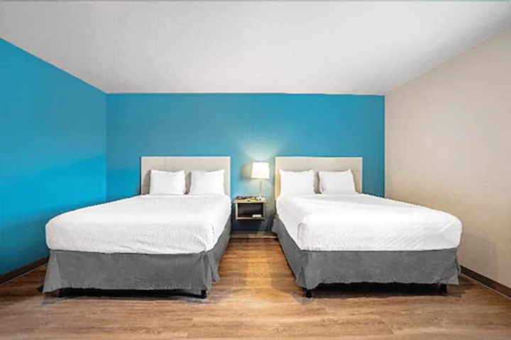 Room 34 of 48