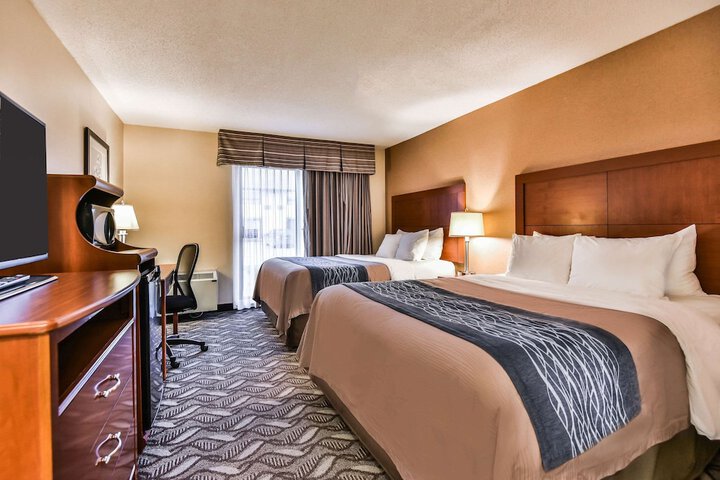 Room 6 of 22