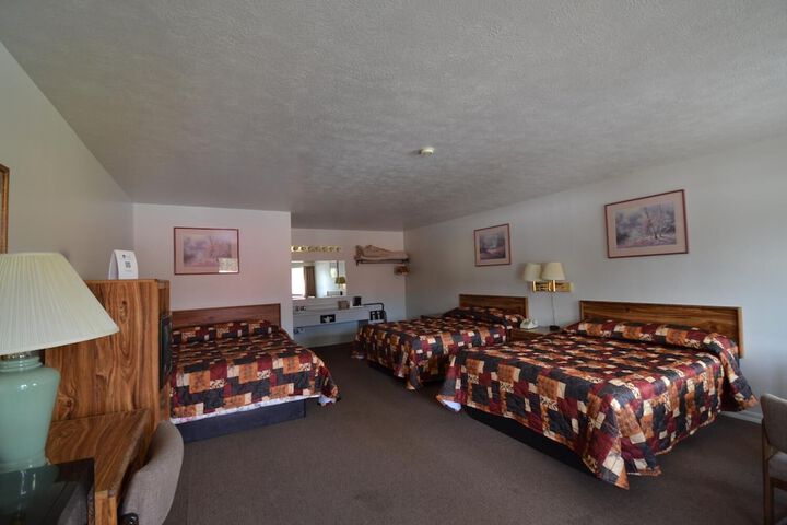 Room 13 of 29