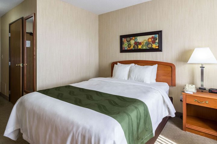 Room 13 of 49