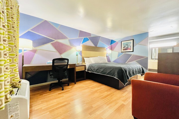 Hometown INN