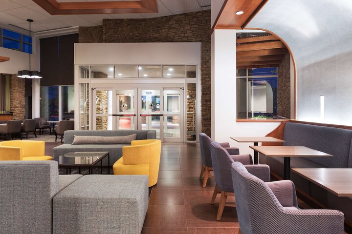 Hyatt Place South Bend / Mishawaka