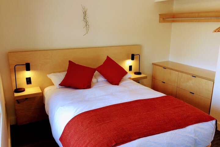 Room 30 of 68