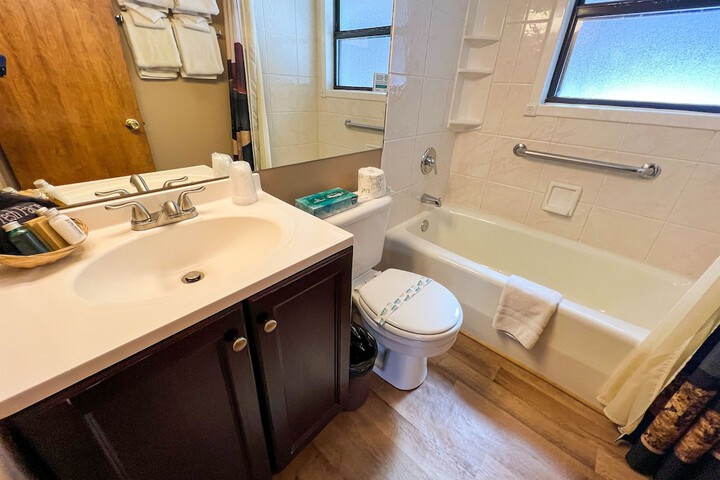 Room 182 of 261
