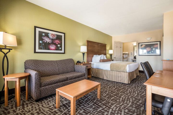 Room 15 of 29