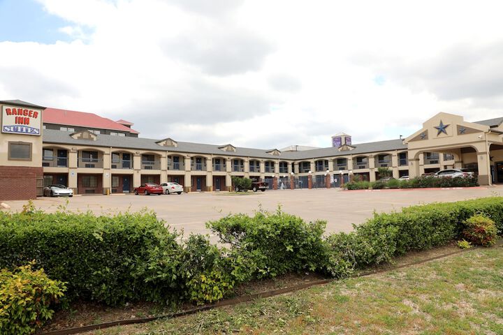 Hotel 3 of 40