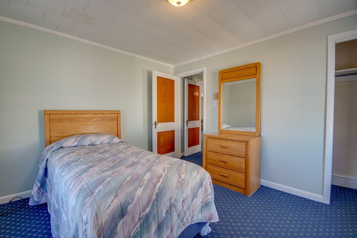 Room 131 of 167