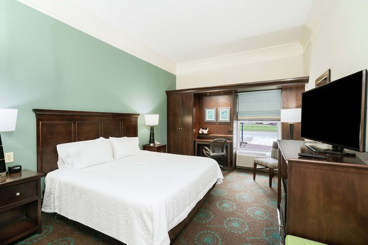 Hampton Inn & Suites Mooresville / Lake Norman