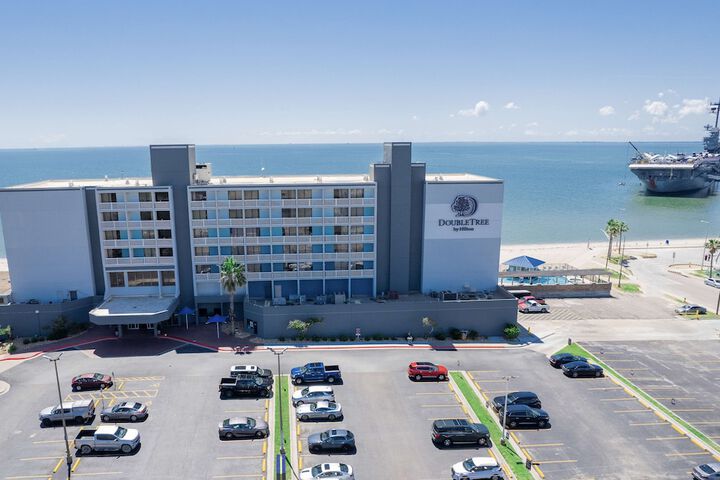 DoubleTree by Hilton Corpus Christi Beachfront