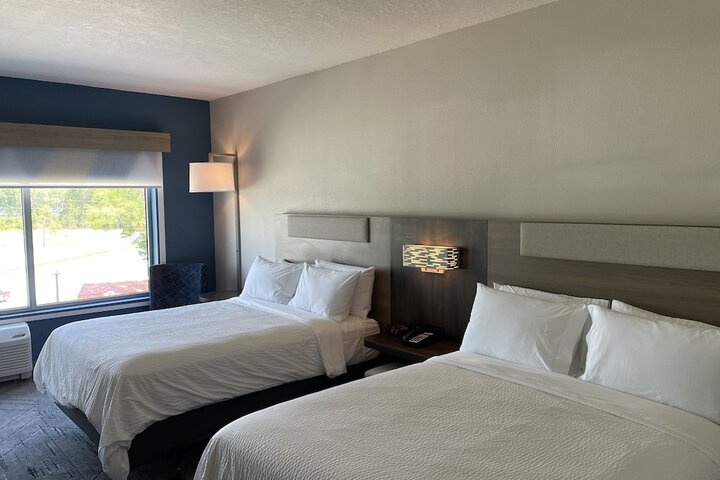 Room 28 of 50