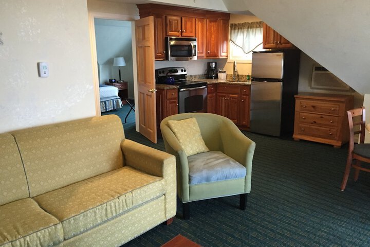 Sea Cliff House Motel