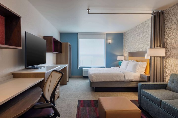 Room 36 of 61