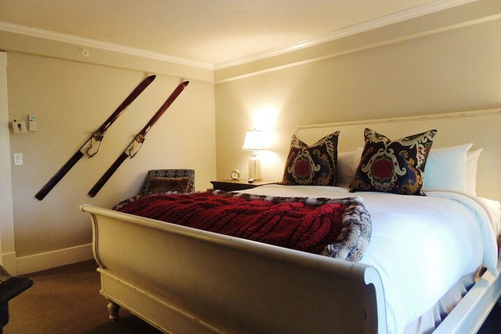 Room 42 of 92