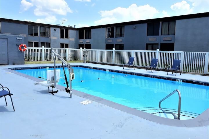 Pool 7 of 75