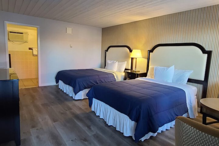 Room 37 of 43