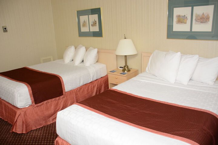 Room 6 of 39