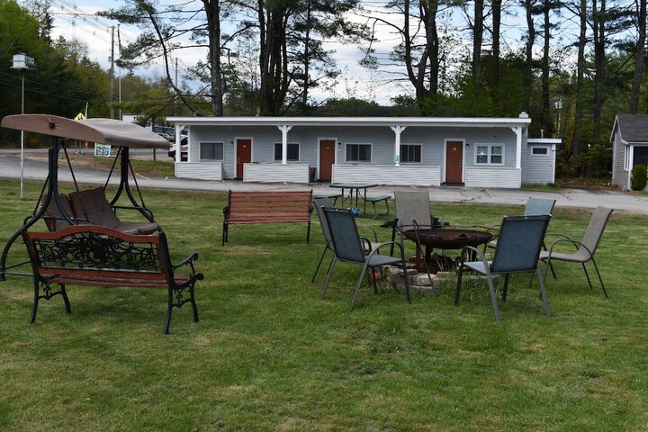 Pilgrim Inn & Cottages