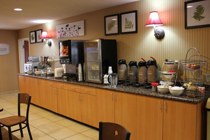 Breakfast/Coffee Service 55 of 65