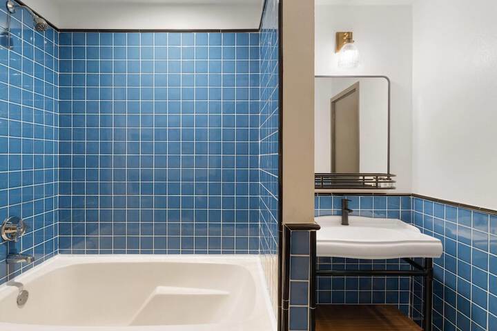 Hotel Vervana Trademark Collection by Wyndham