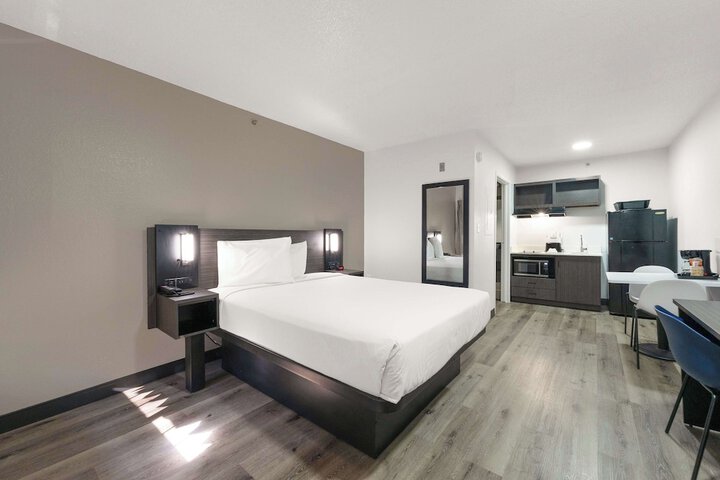 Studio 6 Extended Stay Tucker GA Atlanta Northlake