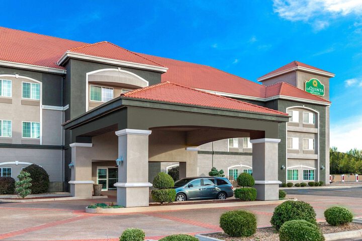 Hotel 2 of 42