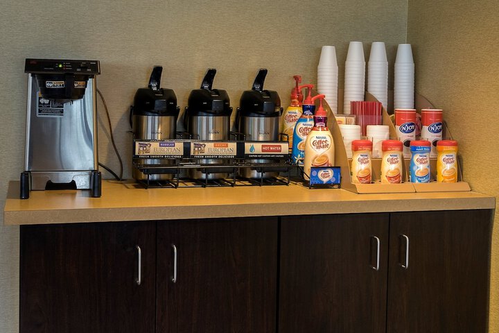 Breakfast/Coffee Service 24 of 24