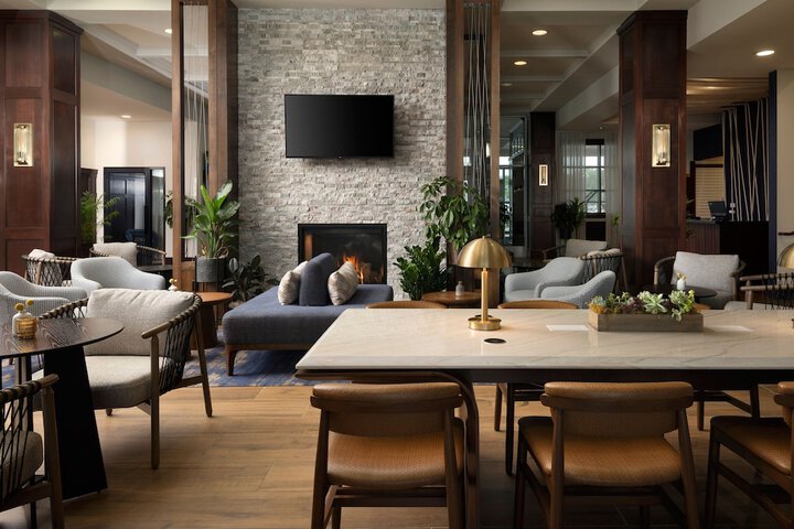 Hotel Interior 32 of 81