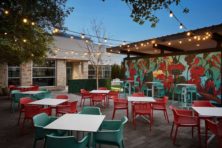 Terrace/Patio 32 of 33