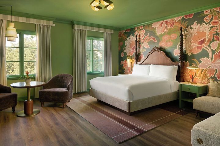 The Carlton Hotel Atascadero – Paso Robles, a Tribute Portfolio Hotel