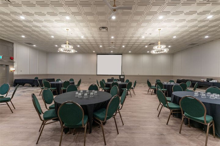 Prestige Vernon Lodge and Conference Centre