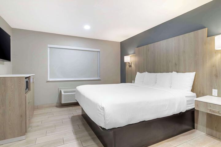 Best Western Plus Edinburg Inn & Suites