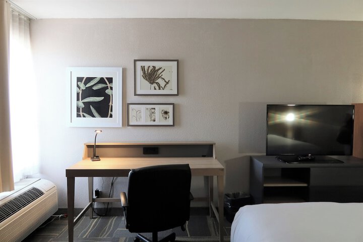 Room 22 of 43