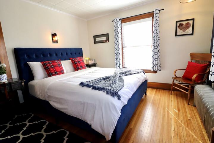 Room 48 of 82
