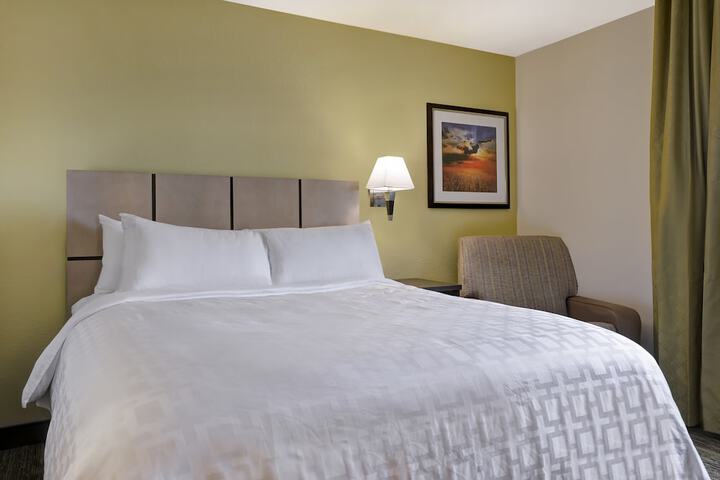Candlewood Suites Indianapolis - South by IHG